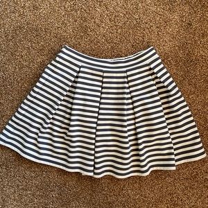American eagle skirt